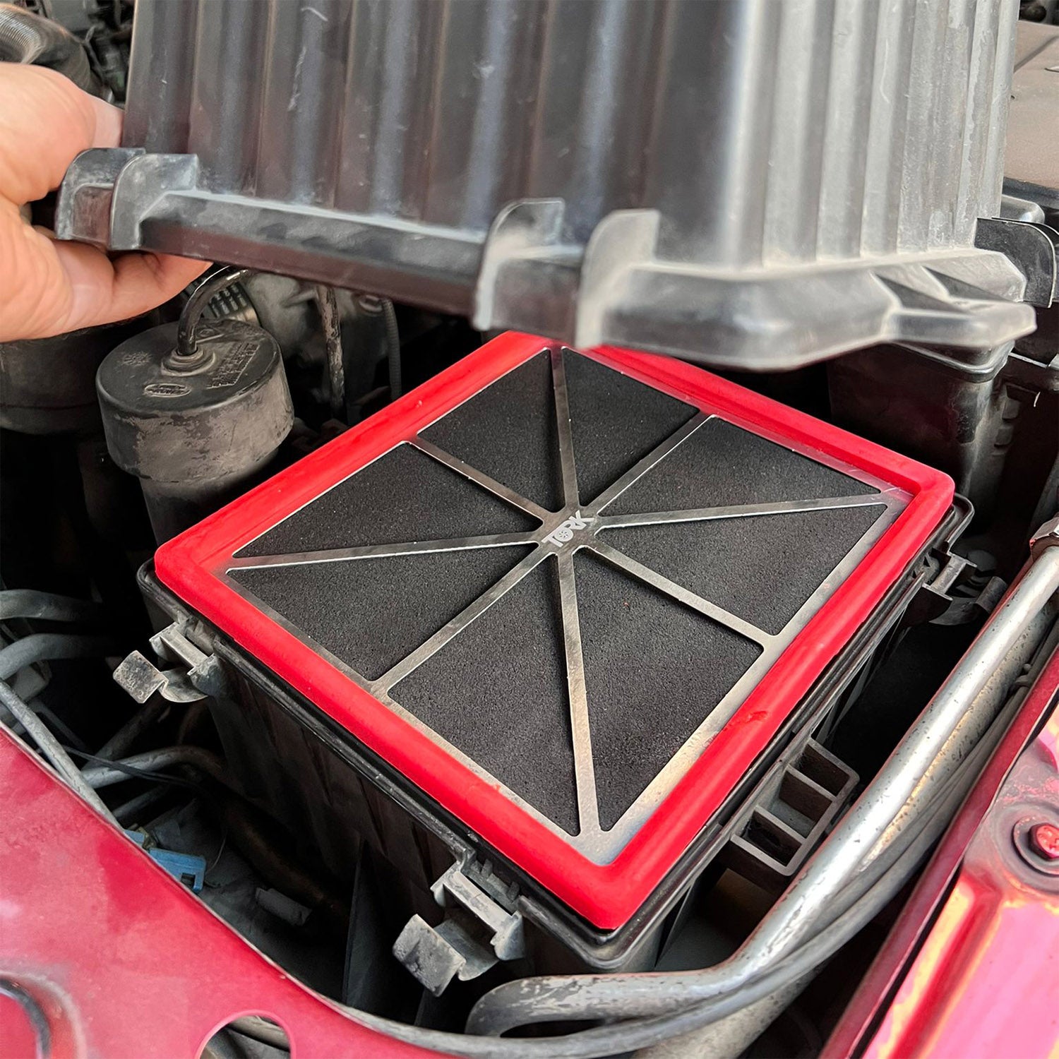Land Rover: Freelander (L314) - Honda: Accord V2.0 TDI - Civic 2.0 (MC3) Performance Air Filter
